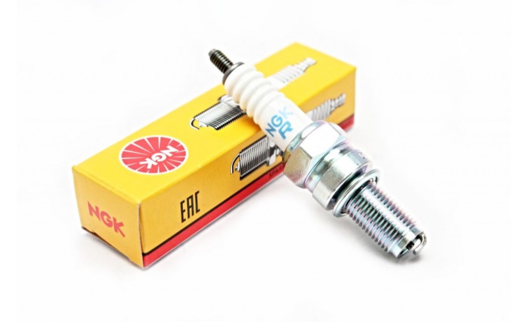 SVIJEĆICA-LMAR8L-9---NGK