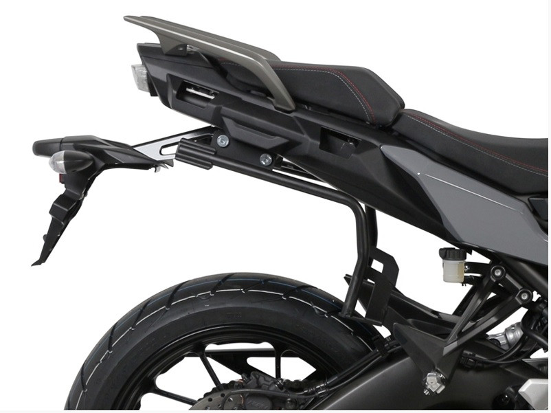 3P System fitting kit SHAD Y0TC98IF for YAMAHA MT-09 Tracer / Tracer 900 2018-2020