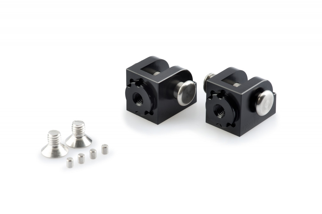 Footpeg adapters PUIG 20240N Crni for YAMAHA YZF-R1 2002-2026, YAMAHA YZF-R6 2003-2024