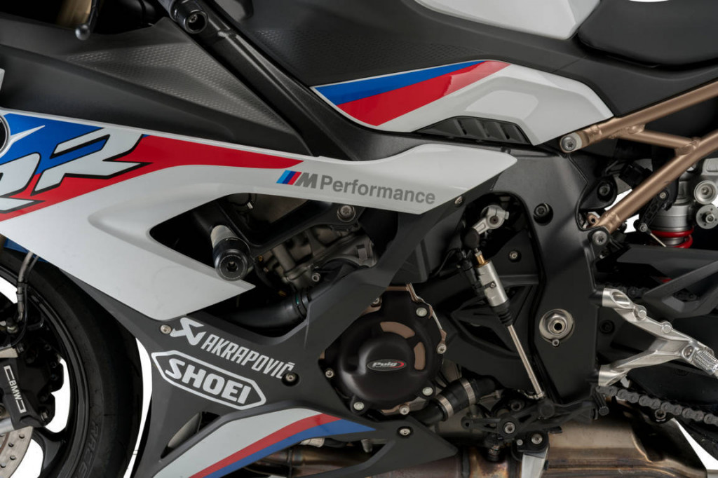 Engine protective covers PUIG 20215N Crni included right, left and alternator caps