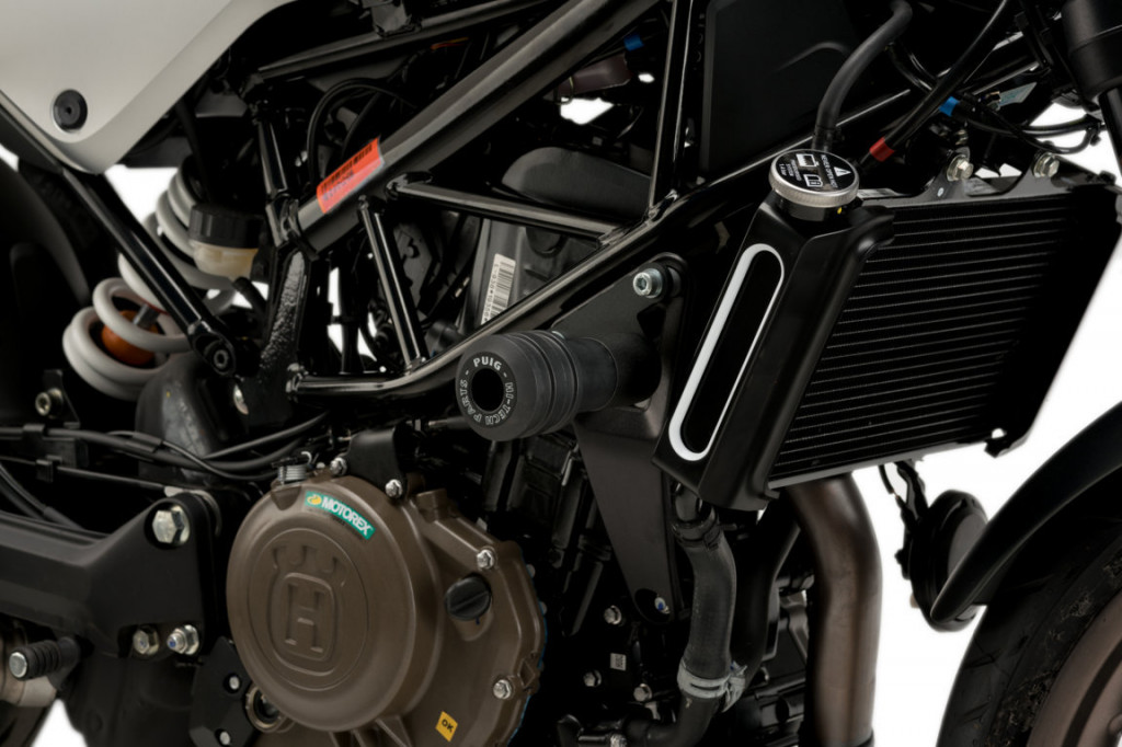 Frame sliders PUIG VINTAGE 2.0 22266N Crni