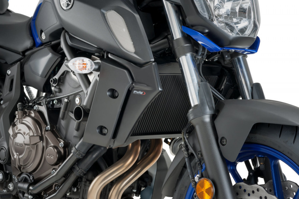 Radiator side panels PUIG 9730J matt black stickers included