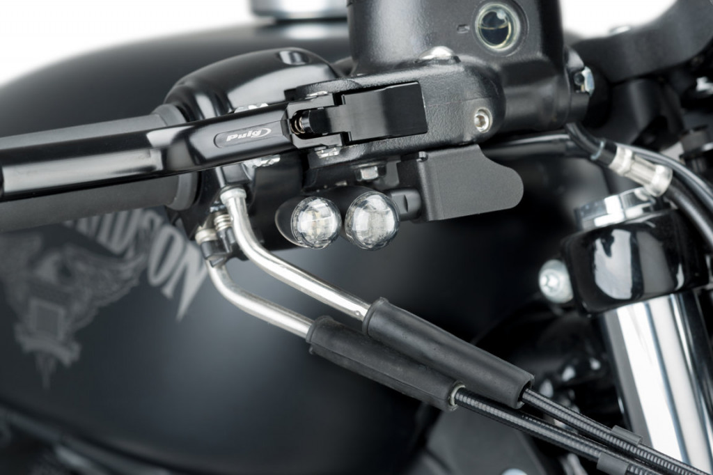 Supports for PUIG turn signal PUIG 9735N Crni front