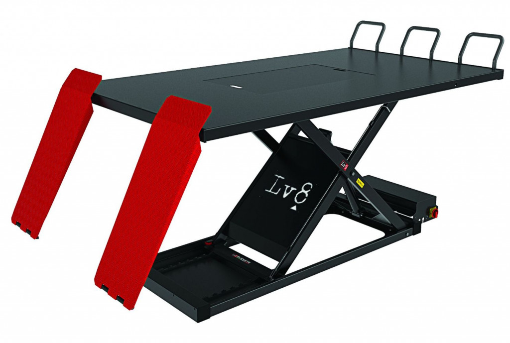 Motorcycle lift LV8 GOLDRAKE QUAD EG600QP with foot pedal pump (black and red)