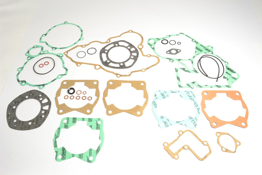 Set dihtunga za motor KOMPLETAN ATHENA P400270850014/1