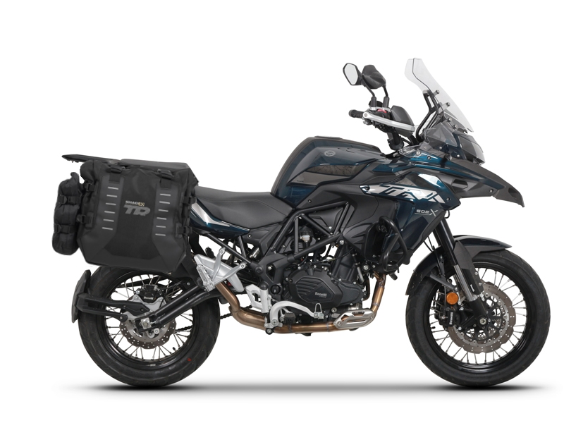 Complete set of SHAD TERRA TR40 adventure saddlebags, including mounting kit SHAD Benelli TRK 502 X