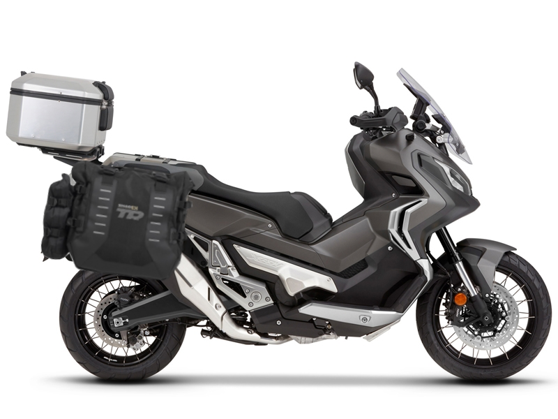 Complete set of SHAD TERRA TR40 adventure saddlebags and SHAD TERRA aluminium 37L topcase, including mounting kit SHAD HONDA X-ADV 750
