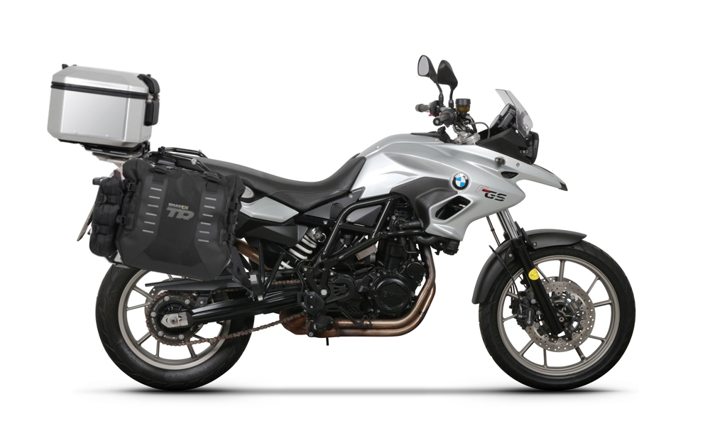 Complete set of SHAD TERRA TR40 adventure saddlebags and SHAD TERRA aluminium 55L topcase, including mounting kit SHAD BMW F 650 GS / F 700 GS/ F 800 GS (2008 - 2018)