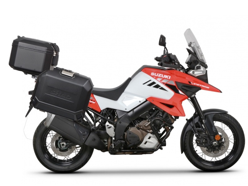 Set aluminijastih kofera sa nosači i pločo SHAD TERRA BLACK, 48L stražnji kofer in 36L bočni koferi SHAD SUZUKI DL 1000 V-Strom
