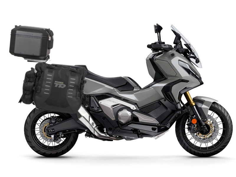 Complete set of SHAD TERRA TR40 adventure saddlebags and SHAD TERRA BLACK aluminium 55L topcase, including mounting kit SHAD HONDA X-ADV 750