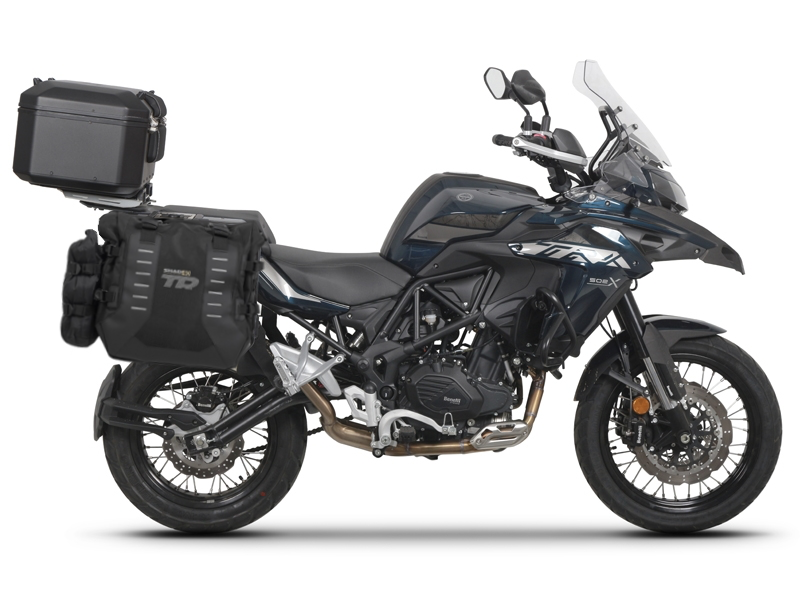 Complete set of SHAD TERRA TR40 adventure saddlebags and SHAD TERRA BLACK aluminium 48L topcase, including mounting kit SHAD Benelli TRK 502 X