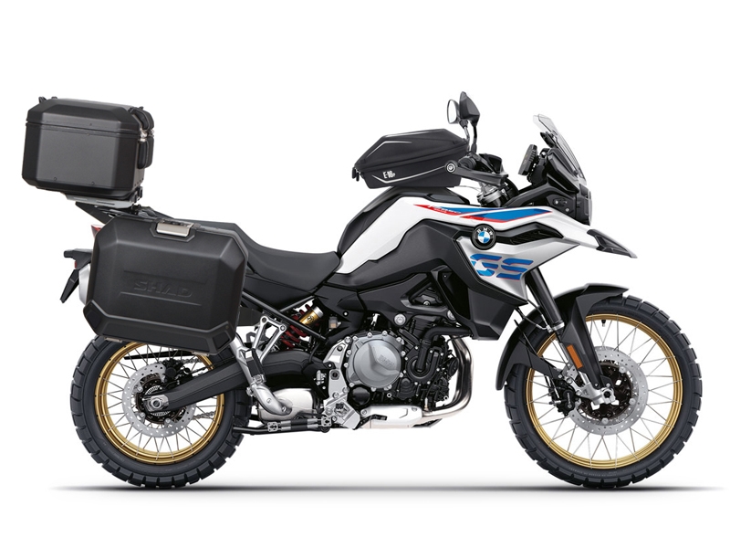 Set aluminijastih kofera sa nosači i pločo SHAD TERRA BLACK, 37L stražnji kofer in 36L/47L bočni koferi SHAD BMW F 750 GS/ F 850 GS/ F 850 GS Adventure