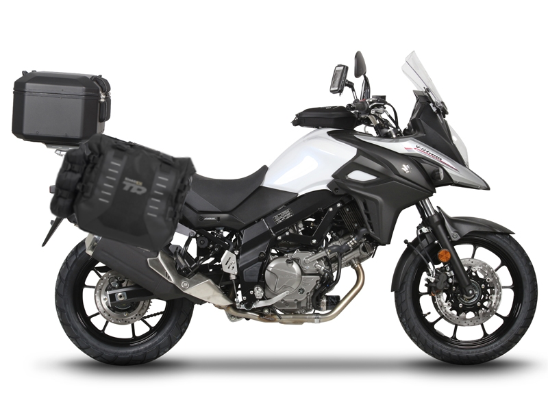 Complete set of SHAD TERRA TR40 adventure saddlebags and SHAD TERRA BLACK aluminium 55L topcase, including mounting kit SHAD SUZUKI DL 650 V-Strom