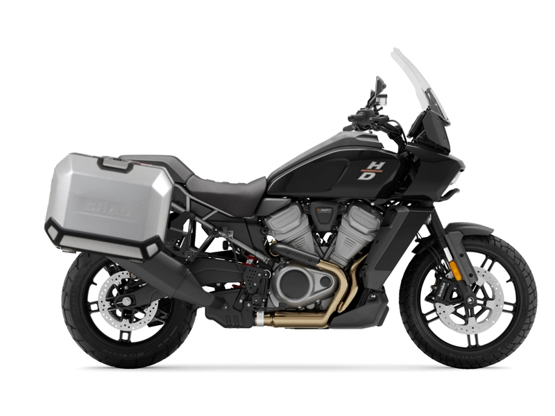 Set bočnih aluminijastih kofera sa nosači 36L/47L SHAD TERRA SHAD Harley Davidson Pan America 1250