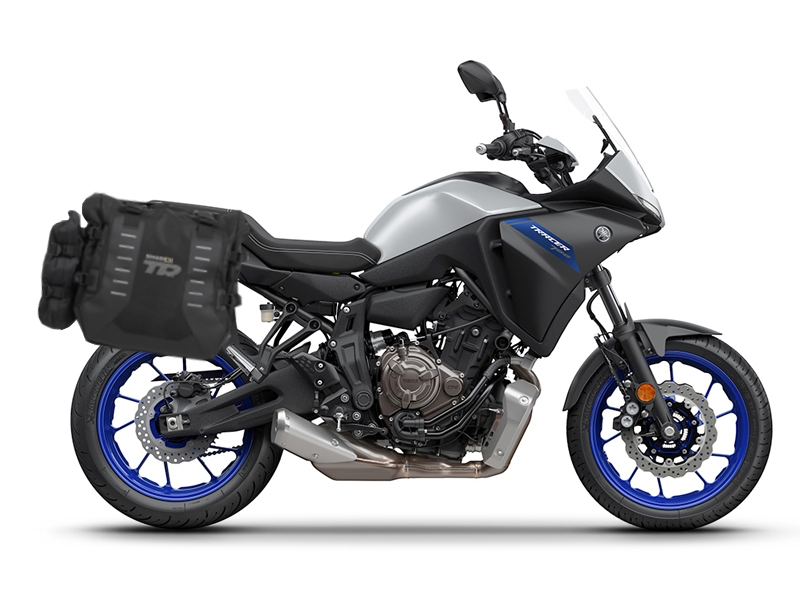 Complete set of SHAD TERRA TR40 adventure saddlebags, including mounting kit SHAD YAMAHA MT-07 Tracer / Tracer 700