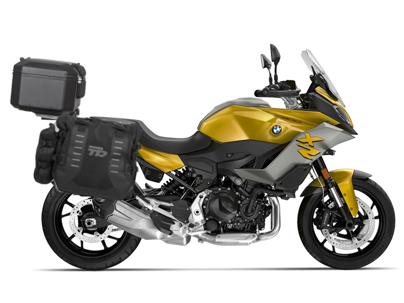 Complete set of SHAD TERRA TR40 adventure saddlebags and SHAD TERRA BLACK aluminium 37L topcase, including mounting kit SHAD BMW F 900 XR