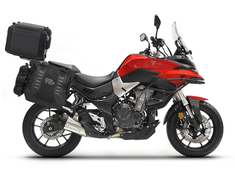 Complete set of SHAD TERRA TR40 adventure saddlebags and SHAD TERRA BLACK aluminium 55L topcase, including mounting kit SHAD Voge 500DS / 500DSX