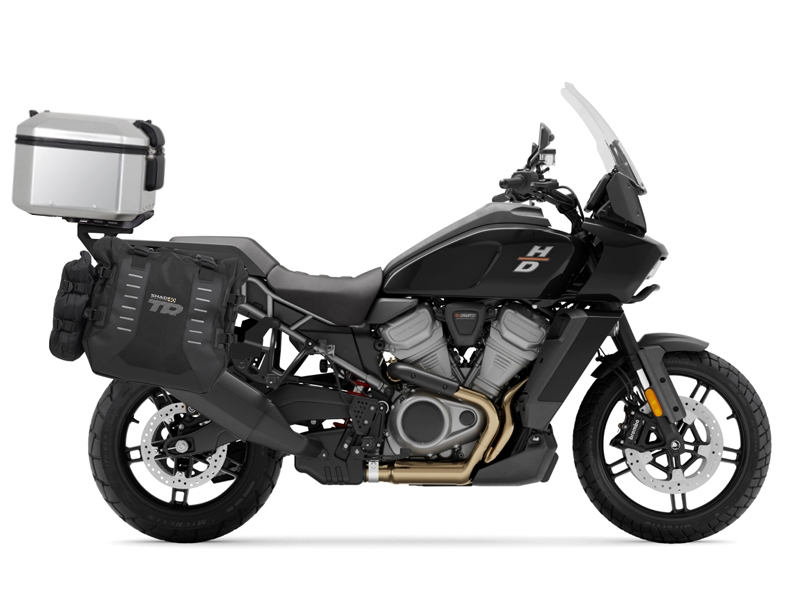 Complete set of SHAD TERRA TR40 adventure saddlebags and SHAD TERRA aluminium 37L topcase, including mounting kit SHAD Harley Davidson Pan America 1250