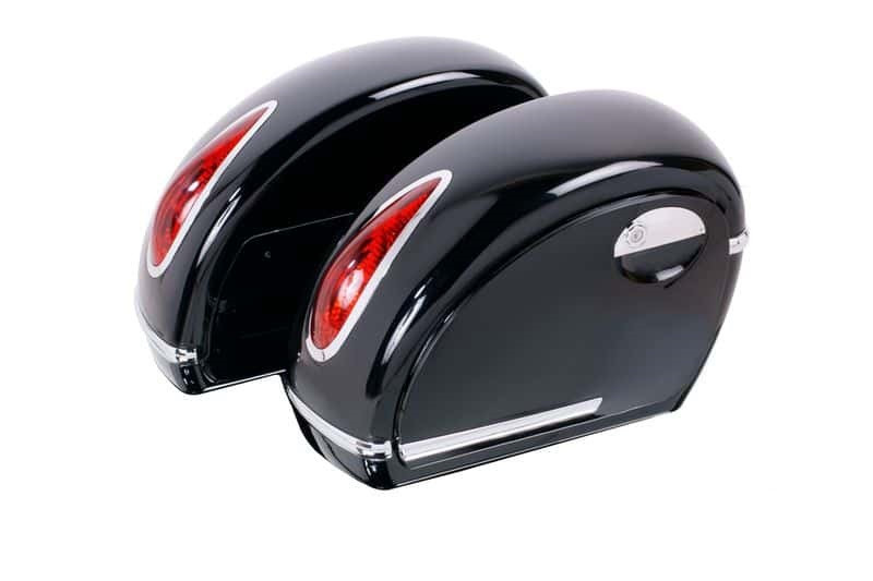 Rigid saddlebag CUSTOMACCES VOYAGER AR0002N Crni right