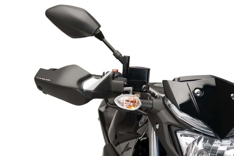 Handguards PUIG MOTORCYCLE 8897C carbon look for YAMAHA MT-03 320 2016-2026