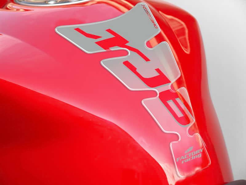 Tank pad PUIG SPIRIT 5110P silver