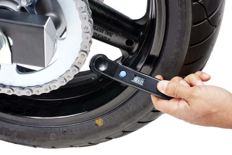 Digital tire gauge PUIG 5401N Crni