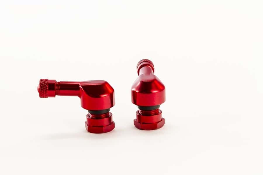 Valves for tubeless wheels PUIG 5591R crven D 11mm