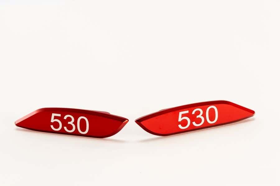 Base caps for OEM rear mirrors PUIG 7511R crven pair