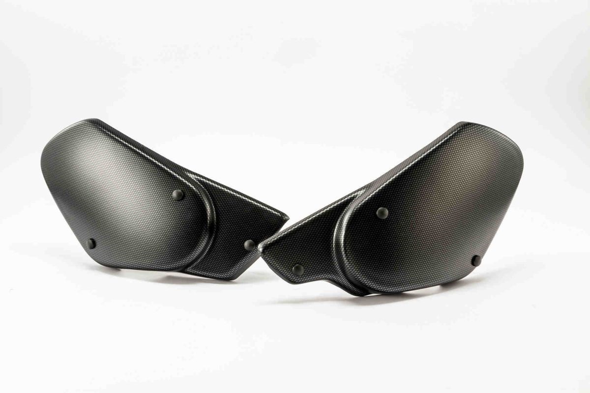 Side panels PUIG 8562C carbon look