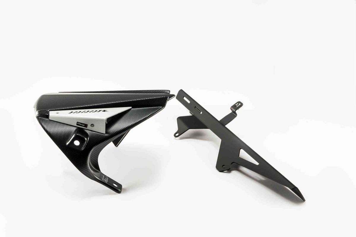 Stražnji blatobran PUIG R 8999C carbon look