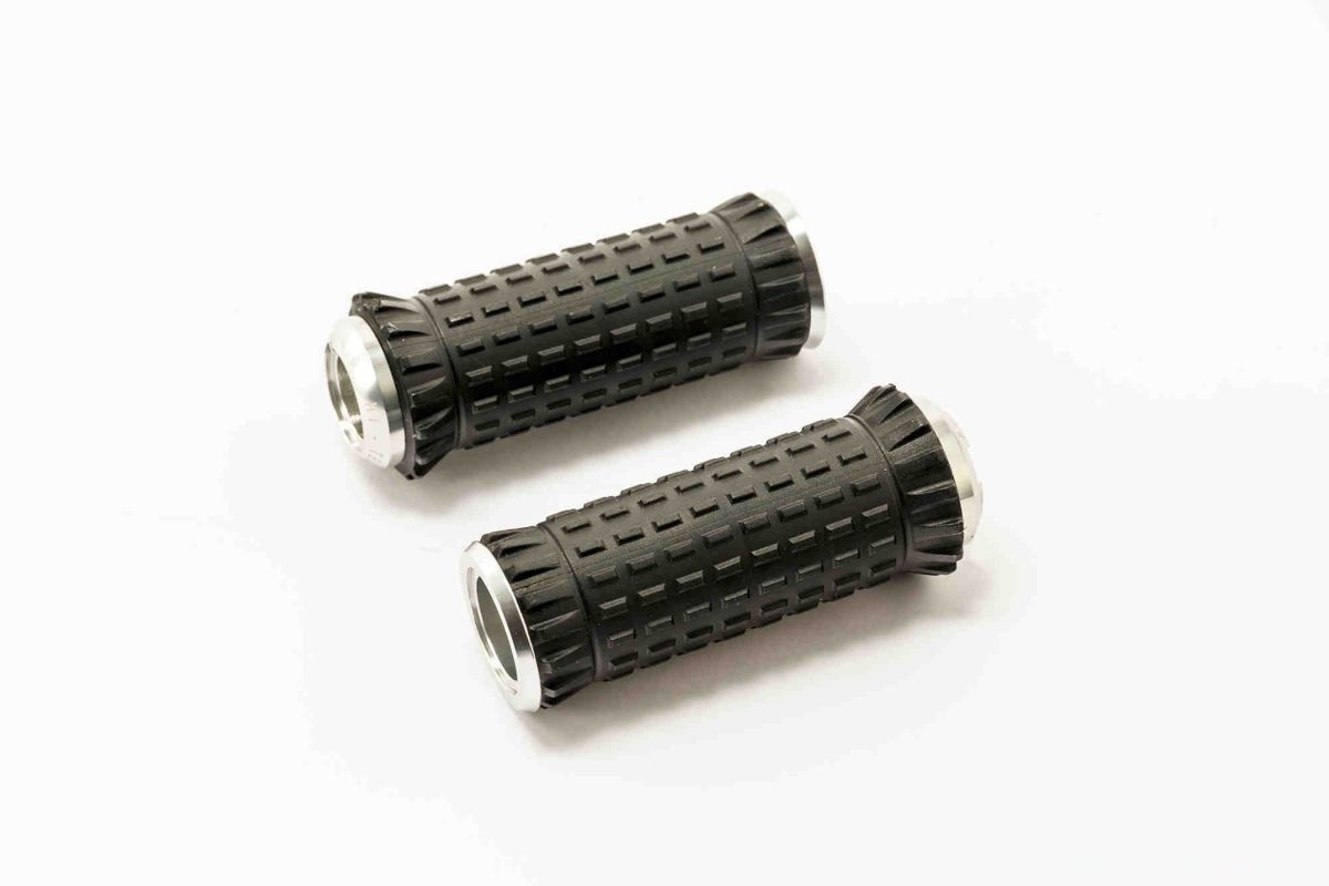 Footpegs without adapters PUIG R-FIGHTER S 9193P silver